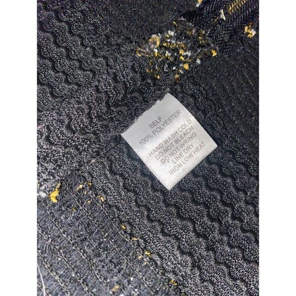 Ginger G Black & Gold pleated Textured Skirt Woven zigzag Pattern Size Large - Picture 6 of 8